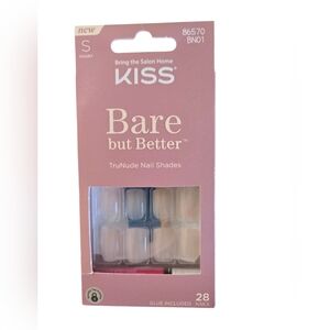 🌴3/$10. Kiss Nails